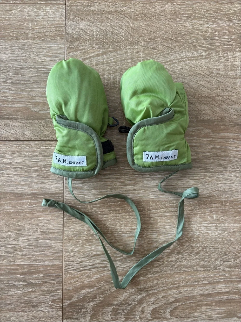 7 A.M. Enfant Classic Warm Winter Mittens 6-12 months